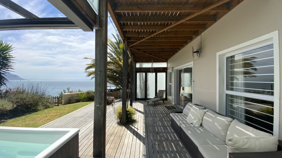 3 Bedroom Property for Sale in Admirals Kloof Western Cape